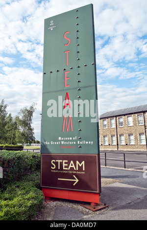 Der Pylon Zeichen außerhalb des Dampf-Museums von der Great Western Railway, Swindon, Wiltshire, UK Stockfoto