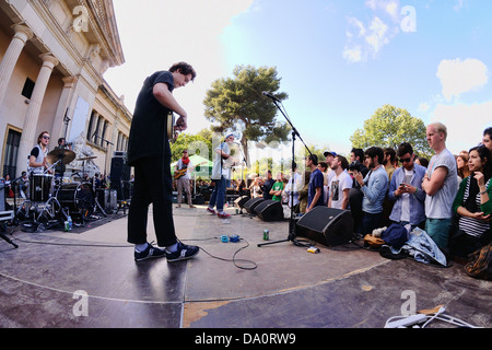 BARCELONA - 26.Mai: Mac DeMarco Band führt auf Heineken Primavera Sound Festival 2013 am 26. Mai 2013 in Barcelona, Spanien. Stockfoto