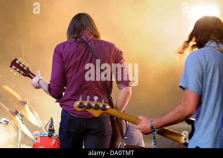 BARCELONA - 22.Mai: Guards Band führt auf Heineken Primavera Sound Festival 2013, Ray-Ban-Bühne am 22. Mai 2013 in Barcelona Stockfoto