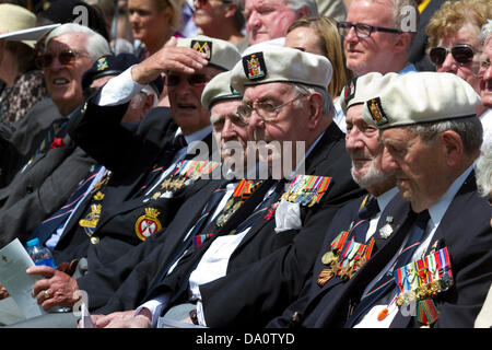 London UK. 30. Juni 2013. Der London Borough of Southwark markiert Armed Forces Day mit Militärparaden und eine Zeremonie der Anerkennung an die britischen militärischen Service Männer und Frauen Credit: Amer Ghazzal/Alamy Live-Nachrichten Stockfoto