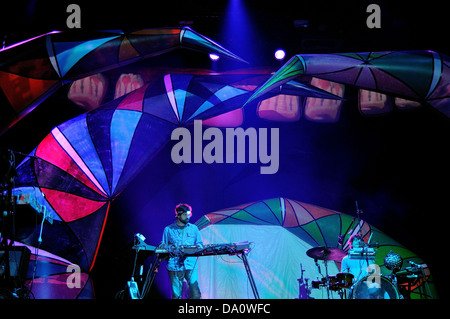 BARCELONA - 23 Mai: Animal Collective, experimentelle psychedelische Band führt bei Heineken Primavera Sound Festival 2013 Stockfoto