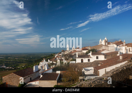 Monsaraz Dorf bei Sonnenuntergang vom Schloss / Castelo Alentejo Portugal Stockfoto