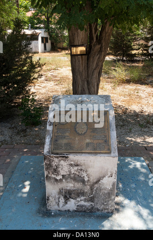 Denkmal für die 28 kanadischen Soldaten verloren ihre Leben, UN-Pufferzone, Ledra Palace Hotel, Nikosia, Zypern. Stockfoto