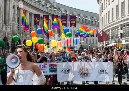 Teilnehmer an der London Pride Parade. Stockfoto