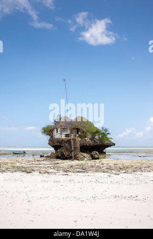 Das Rock-Restaurant, Michamvi Halbinsel, Sansibar, Vereinigte Republik Tansania, Ostafrika. Stockfoto