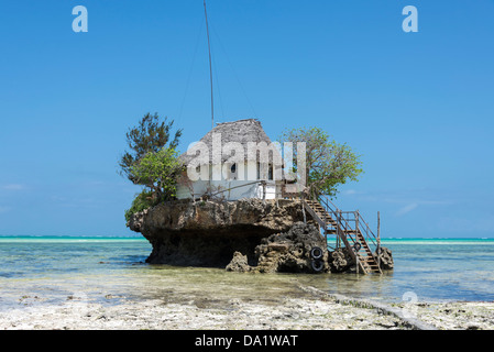 Das Rock-Restaurant, Michamvi Halbinsel, Sansibar, Vereinigte Republik Tansania, Ostafrika. Stockfoto