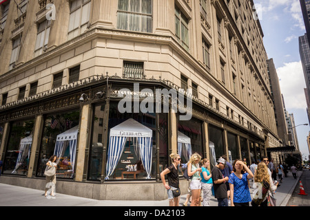 Saks Fifth Avenue-Flagship-Store in New York Stockfoto