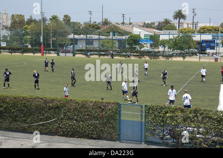 SANTA MONICA, CA-25 APRIL: Frank LeBoeuf coacht Hollywood United Fußball-Nationalmannschaft in Santa Monica, Kalifornien, am 25. April 2007. Stockfoto