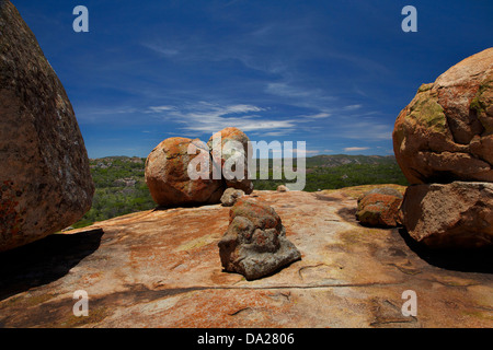 Felsbrocken auf Malindidzimu (Hügel der Geister) oder "Welt Sicht", Matobo National Park, Matobo Hills World Heritage Site Stockfoto