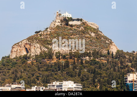 Agios Georgios, Kapelle des Heiligen Georg, auf der Oberseite Lykavittos Hill, auch bekannt als Mount Lycabettus Athen, Griechenland Stockfoto