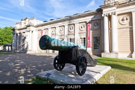 Kanone außerhalb der entdecken Sie Greenwich Museum London UK Stockfoto