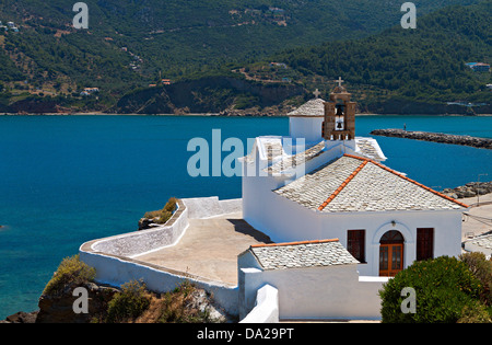 Skopelos Insel in Griechenland. Blick auf die alte Kirche von Panagitsa Tou Pirgou Stockfoto