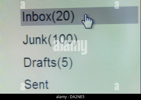 Web Mail HTML-Seite auf Computer-monitor Stockfoto