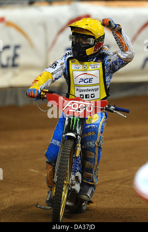 Die britische FIM Speedway Grand Prix findet in das Millennium Stadium in Cardiff im Bild ist der Gewinner Emil Sayfutdinov Stockfoto