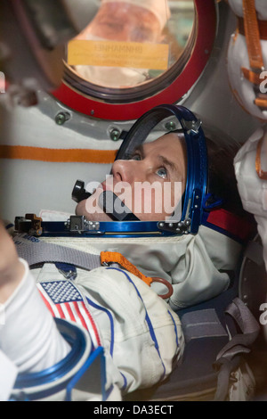 Kosmodrom Baikonur, Kasachstan, Expedition 34/35 Flight Engineer Tom Marshburn NASA führt "fit Check" Generalprobe Sojus Stockfoto