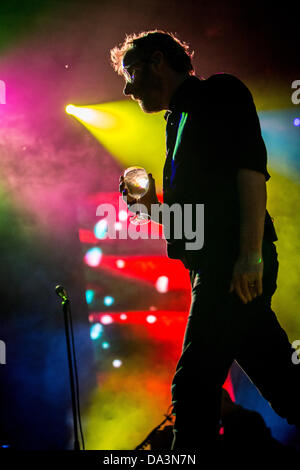 Mailand Italien. 1. Juli 2013. Die US-amerikanische Rock-Band THE NATIONAL tritt bei Ippodromo del Galoppo während der "City Sound Festival 2013" Credit: Rodolfo weitertransferiert/Alamy Live News Stockfoto
