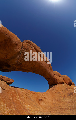 Natürlichen Felsbogen Spitzkoppe, Namibia, Afrika Stockfoto