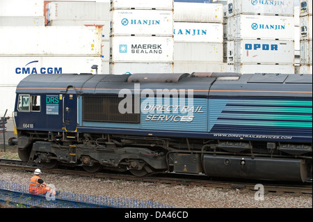 Direct Rail Services Güterzug verlassen den Hafen von Felixstowe Suffolk UK Stockfoto