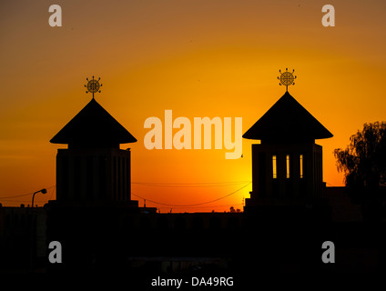 Sonnenuntergang über Enda Mariam orthodoxe Kathedrale, Asmara, Eritrea Stockfoto