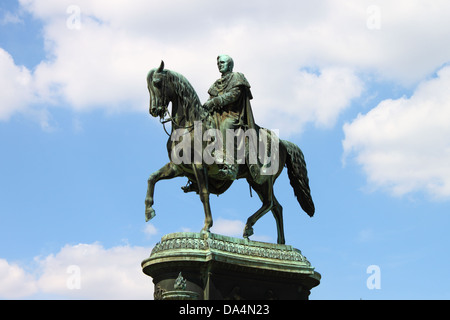 Statue von König Johann vor der Semperoper, Dresden, Deutschland Stockfoto