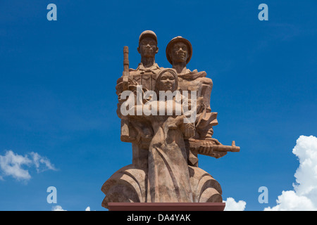 Kommunistisch-Stil Kambodscha-Vietnam-Freundschaft-Denkmal in Kampot - Kampot Provinz, Kambodscha Stockfoto