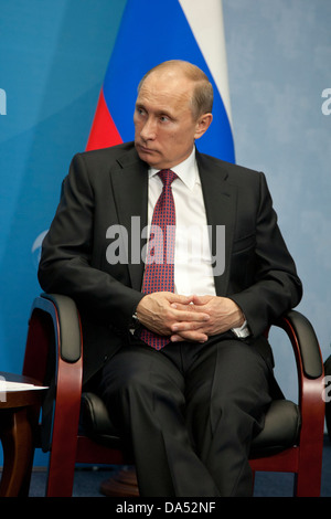 Russischen Präsidenten Vladimir Putin treffen niederländische premier Mark Rutte am internationalen Wirtschaftsforum in St. Petersburg, Russland Stockfoto