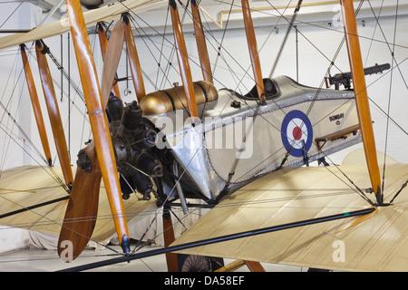 Die Royal Airforce Museum, Hendon, London, England Darstellung von Oldtimer-Flugzeugen Stockfoto