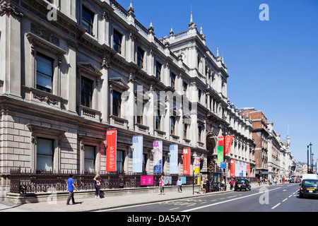 England, London, Piccadilly, Burlington House, die Royal Academy Stockfoto