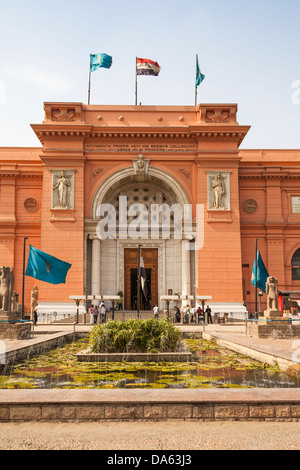 Das ägyptische Museum, auch bekannt als Museum für ägyptische Altertümer und Museum von Kairo, Kairo, Ägypten Stockfoto