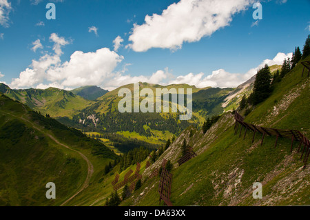 Schnee stoppt, Wallmendingerhorn, Allgäu, Alpen, Vorarlberg, Österreich, Europa, Lawinenschutz, Lawinenverbauung, Schutz Stockfoto