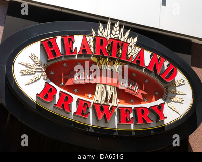 Heartland Brewery Restaurant Facade Zeichen, NYC Stockfoto