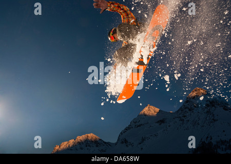 Snowboarden, Arosa, Berg, Berge, Winter, Kanton, GR, Graubünden, Graubünden, snowboard, Snowboarden, Wintersport, Sprung, Stockfoto