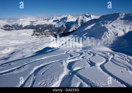 Skigebiet Arosa, Berg, Berge, Winter, Kanton, GR, Graubünden, Graubünden, Kirche, Religion, Ski, Skifahren, Wintersport, Stockfoto