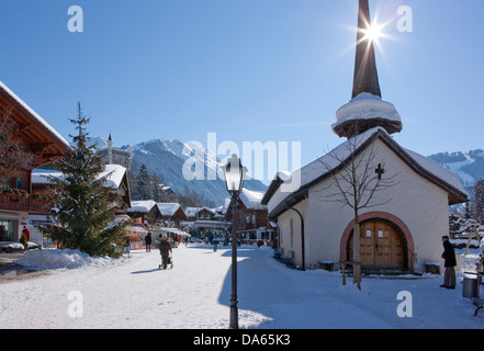 Gstaad, BE, Winter, Kanton Bern, Berner Oberland, Schweiz, Europa, Dorf, Kapelle, Stockfoto