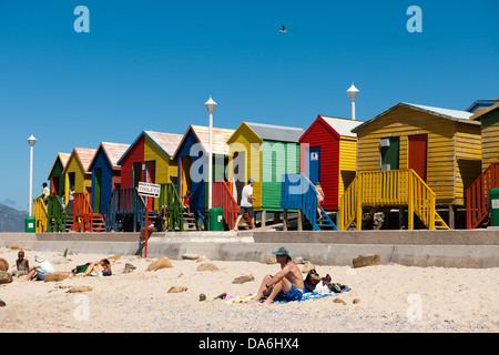 Victorian Baden Hütten, St James Beach, Kapstadt, Südafrika Stockfoto