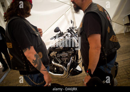 Barcelona, Spanien. 5. Juli 2013. Barcelona Harley Days, das größte städtische treffen für Anhänger der Marke in Europa, übernimmt dem Montjuïc Messegelände in einer ihrer schönsten Ausgaben wieder. Es feiert das 110-jährige Jubiläum der Gründung und der 30. Geburtstag von der Harley Owners Group, mit zahlreichen kostenlosen Aktivitäten für jeden Geschmack. Bildnachweis: Jordi Boixareu/Alamy Live-Nachrichten Stockfoto