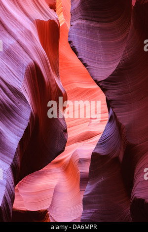Linien und Strukturen im Lower Antelope Canyon, Page, Arizona Stockfoto
