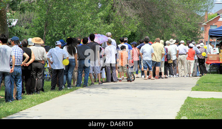 Menschen Sie Futter in einem Park am 23. Juni 2013 in Toronto, Kanada Stockfoto