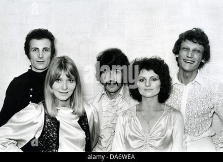 DIE Familie DOGG UK-pop-Gruppe im November 1969. Siehe Beschreibung unten für Namen. Foto Tony Gale Stockfoto