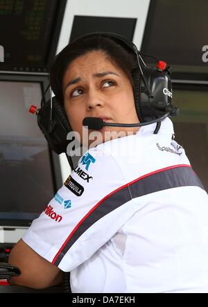 Nuerburg, Deutschland. 6. Juli 2013. Der Teamchef von Sauber, österreichische Monisha Kaltenborn, während das dritte Training auf der Rennstrecke Nürburgring in Nuerburg, Deutschland, 6. Juli 2013. Die Formel 1 Grand Prix von Deutschland stattfinden am 7. Juli 2013. Foto: Jens Büttner/Dpa/Alamy Live News Stockfoto