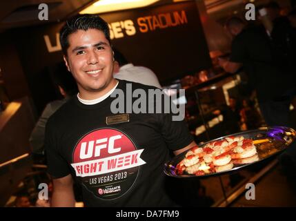 Las Vegas, NV. 5. Juli 2013. Atmosphäre im Ankunftsbereich für UFC kämpfen Woche vor dem Kampf Party für MMA Fans, Lagasses Stadion The Palazzo Resort Hotel Casino, Las Vegas, NV 5. Juli 2013. Bildnachweis: James Atoa/Everett Collection/Alamy Live-Nachrichten Stockfoto