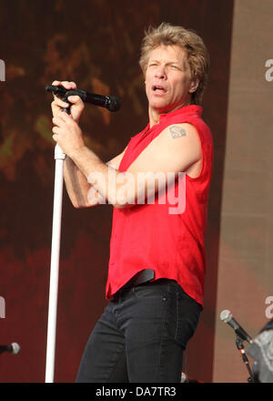 London, UK. 5. Juli 2013. Bon Jovi führen bei Barclaycard präsentiert British Summer Time am Hyde Park, London - Juli 5. 2013 Credit: KEITH MAYHEW/Alamy Live News Stockfoto