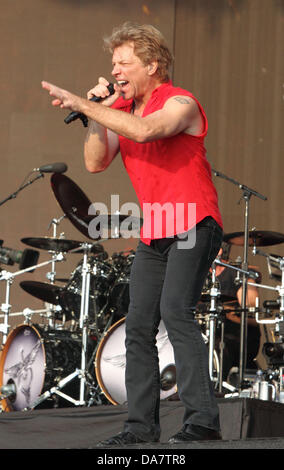 London, UK. 5. Juli 2013. Bon Jovi führen bei Barclaycard präsentiert British Summer Time am Hyde Park, London - Juli 5. 2013 Credit: KEITH MAYHEW/Alamy Live News Stockfoto