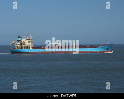 Die Maersk Borneo, ein Containerschiff mit der IMO-Nummer 9341445, ist ein Schlüsselschiff der Maersk-Flotte, das für den weltweiten Frachtverkehr eingesetzt wird. Sie spielt eine wesentliche Rolle im internationalen Handel und in der Logistik und unterstützt weltweite Seeverkehrsoperationen. Stockfoto