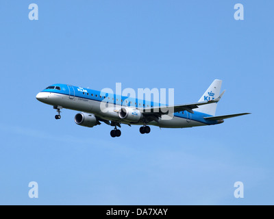 PH-EZR KLM Cityhopper Embraer ERJ-190STD (ERJ-190-100) 1 Stockfoto