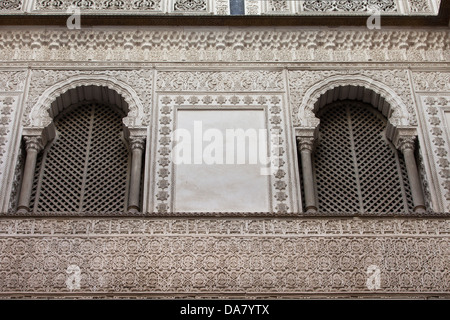 Innenhof der Puppen (Patio de Las Munecas) in den königlichen Palast (Real Alcazar) von Sevilla, Andalusien, Spanien. Stockfoto