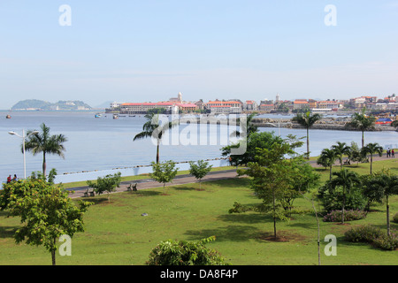 Ansicht von Panama City, Panama, vom Bereich Cinta Costera-Avenida Balboa. Stockfoto