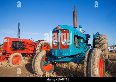 Die Great Dorset Steam Fair, Vintage Traktoren, stiegen, Dorset, England Stockfoto