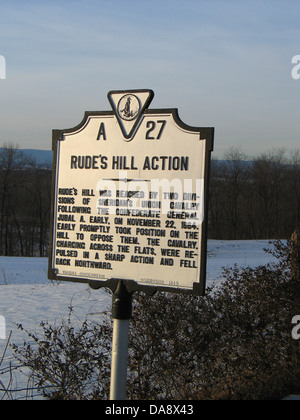 RUDE HILL Aktion Rude Hill wurde von zwei Abteilungen des Sheridans Union Kavallerie nach dem konföderierten General Jubal A. erreicht. Früh, am 22. November 1864. Früh nahm umgehend Stellung auf dem Hügel zu widersetzen. Die Cavlary Aufladen über die Wohnungen wurden in eine scharfe Aktion zurückgeschlagen und fiel zurück nach Norden. Virginia Conservation Commission 1948 Stockfoto