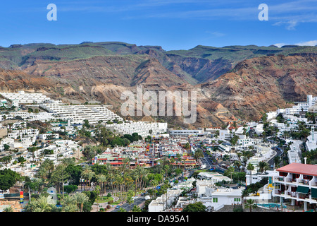 Spanien, Europa, Kanarische Inseln, Gran Canaria, Puerto Rico, Architektur, Stadt, Insel, Modern, Morgen, Skyline, touristische, Trave Stockfoto